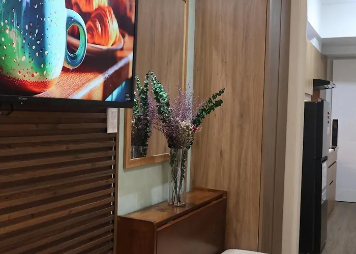 Modern Near Robinsons Pinas Appartement *